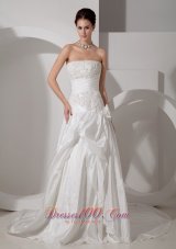 Customize A-line Strapless Wedding Dress Court Train Taffeta Appliques