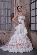 Modest A-line Strapless Wedding Dress Taffeta Appliques Ruffled Layers Brush Train