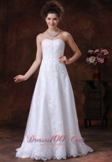 Lace Sweetheart A-Line Brush Romantic Wedding Dress With Beading