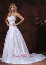 2013 Gorgeous Bowknot and Embroidery Wedding Dress With Chapel Train For Custom Made