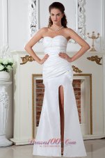 Beautiful Column Sweetheart Floor-length Taffeta Ruch Wedding Dress