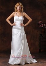 Halter Neckline Ivory Wedding Dress With Brus Train Satin Ruch Decorate