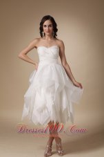 Unique A-line Sweetheart Beading Organza Wedding Dress