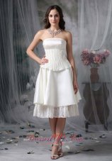 Simple A-line Strapless Homecoming Dress Taffeta Ruch Knee-length