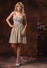 2013 Ruch Decorate Knee-length Grey Bridesmaid Dress With Straps Neckline