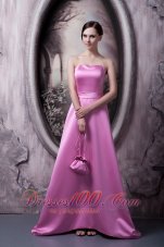 Cheap Elegant Rose Pink Bridesmaid Dress A-line / Princess Strapless Satin Bow Brush Train