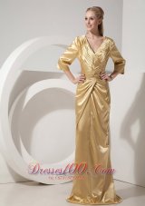 2013 Modest Gold Column V-neck Evening Dress Taffeta Ruch Brush Train