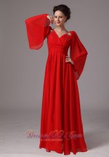 2013 Red Long Sleeves V-neck Appliques Dama Dresses for Quinceanera Custom Made In Lithia Springs Georgia