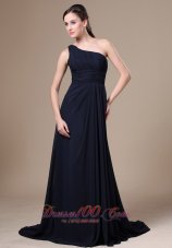 Clearence Navy Blue One Shoulder Neckline For Wedding Party With Chiffon Bridesmaid Dress