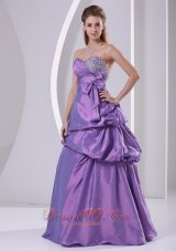 Clearence Sweetheart Beaded Pick-ups and Bowknot Purple Plus Size Prom Dress A-line