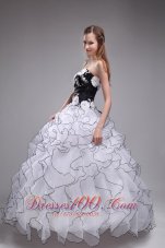 Popular The Super Hot White Sweet 16 Dress Sweetheart Orangza Appliques and Ruffles Ball Gown