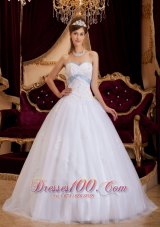 Discount Romantic White Quinceanera Dress Sweetheart Appliques Tulle A-line / Princess