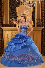 Elegant Blue Quinceanera Dress Strapless Organza Beading Ball Gown