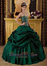 Beautiful Dark Green Quinceanera Dress Sweetheart Taffeta Embroidery Ball Gown Fashion