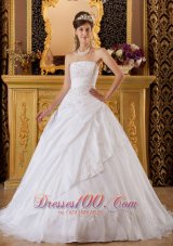 Exquisite White Sweet 16 Dress Strapless Tafftea and Tulle Appliques Ball Gown Pretty