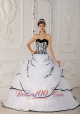 Cheap Simple White Quinceanera Dress Sweetheart Satin and Organza Ball Gown