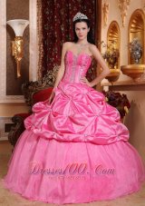Puffy Modest Rose Pink Quinceanera Dress Sweetheart Taffeta Beading Ball Gown