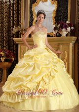 2013 Latest Light Yellow Quinceanera Dress Taffeta and Tulle Beading Ball Gown