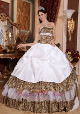 2013 Informal White Quinceanera Dress Strapless Leopard Beading Ball Gown