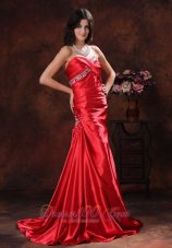 On Sale Sun City Arizona A-line Red Sweetheart Evening Dress With Brush Train Beaded Decotare On Satin