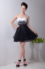 Black and White A-line Sweetheart Mini-length Organza Appliques Prom / Homecoming Dress