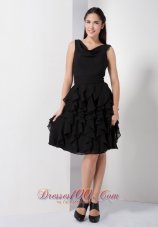 Gorgeous Black A-line V-neck Knee-length Ruffles Bridesmaid Dress Chiffon
