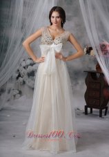 White Empire V-neck Floor-length Organza Beading Prom Dress