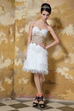 White Column / Sheath Sweetheart Knee-length Satin and Feather Beading Prom / Evening Dress
