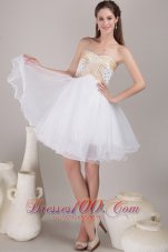Cheap White A-line / Princess Sweetheart Knee-length Organza Beading Prom Dress