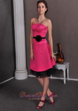 Beautiful Hot Pink Empire Strapless Hand Made Flowers Mother Of The Bride Dress Knee-length Satin and Tulle  Under 100