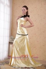 Discount Light Yellow Column / Sheath One Shoulder Floor-length Elastic Woven Satin Ruch Prom Dress