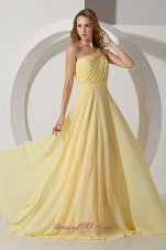 Discount Light Yellow Empire One Shoulder Brush Train Chiffon Beading Prom Dress