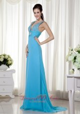 Formal Baby Blue Column V-neck Prom / Celebrity Dress Brush Train Chiffon Beading