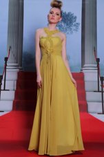 Charming Gold Column/Sheath Chiffon Scalloped Sleeveless Appliques and Ruching Floor Length Clasp Handle Homecoming Dress