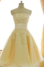 Sleeveless Satin and Chiffon Knee Length Zipper Cocktail Dresses in Yellow for with Appliques and Hand Made Flower