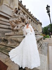 Custom Designed Lace Wedding Dresses White Lace Up Sleeveless With Brush Train