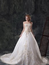White Sleeveless With Train Beading and Embroidery Zipper Wedding Gown