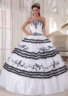 White and Black Ball Gown Sweetheart Floor-length Tulle Embroidery Quinceanera Dress