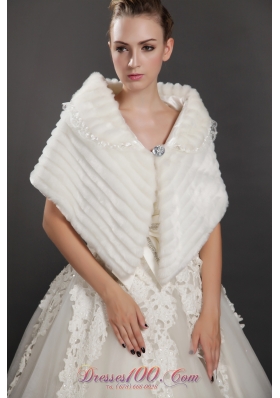 Luxurious Button Faux Fur Fold-over Collar Wraps / Shawls