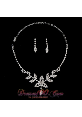 Lovely Alloy With Rhinestone Women's Jewelry Set Including Necklace And Earrings