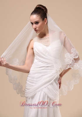 Lace Appliques Tulle Graceful Wedding Veil