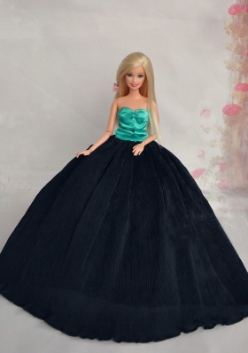 Elegant Black Sweetheart Lace Fashion Wedding Dress for Noble Barbie