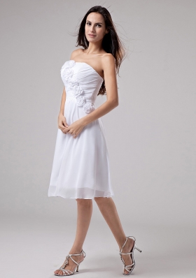 Hand Made Flowers Chiffon A-Line Strapless Knee-length Prom Dress White