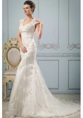 Luxurious Mermaid 2013 V-neck Wedding Dress With Lace and Beading