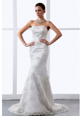 Mermaid / Trumpet Embroidery Lace Strapless Brush / Sweep Train Wedding Dress