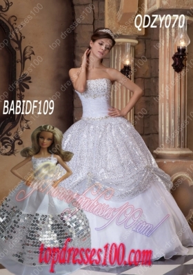 Amazing Princesita Style Matching with Gorgeous Quinceanera Dress
