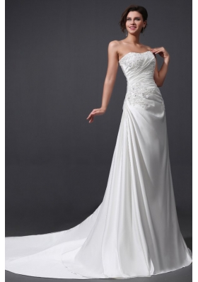 Elegant Column Strapless Ruching and Appliques Wedding Dress with Court Train