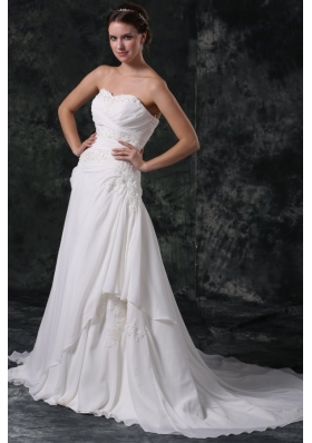 A-line Sweetheart Appliques Chiffon Court Train Wedding Dress