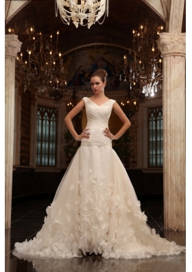A-Line V-Neck Court Train Ruching Zipper Up Tulle Wedding Dress