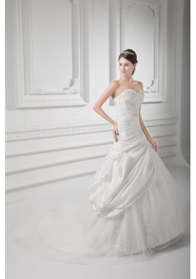 A-line Sweetheart Appliques Ruching Tulle Wedding Dress